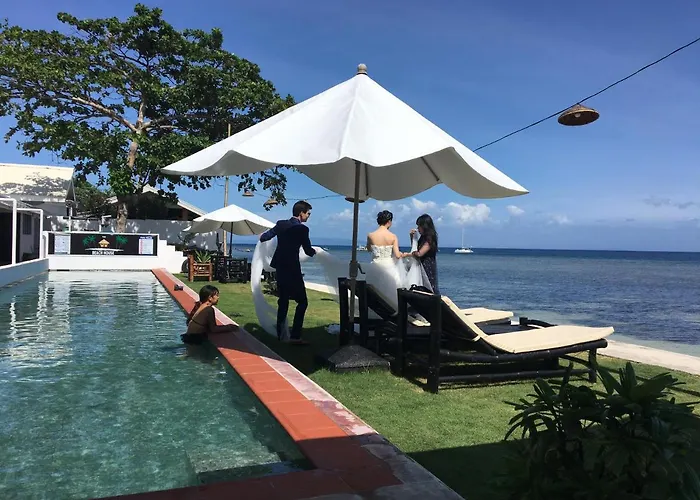 The Beachhouse Cebu Resort 3*