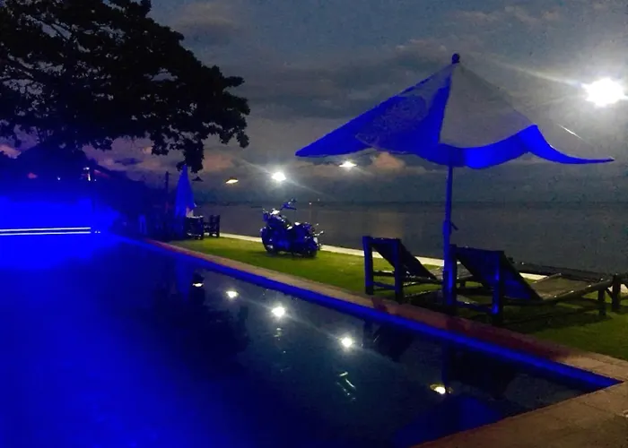 The Beachhouse Cebu Resort Dalaguete