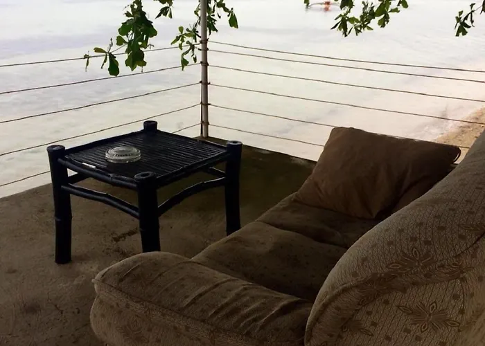 Resort The Beachhouse Cebu 3*