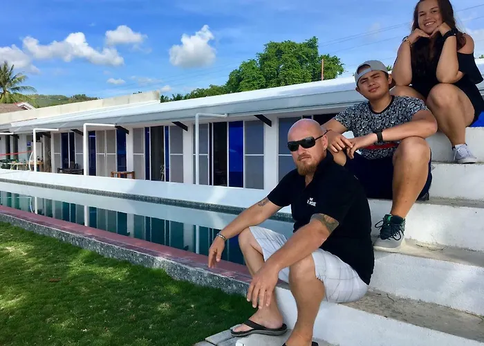 The Beachhouse Cebu 3*