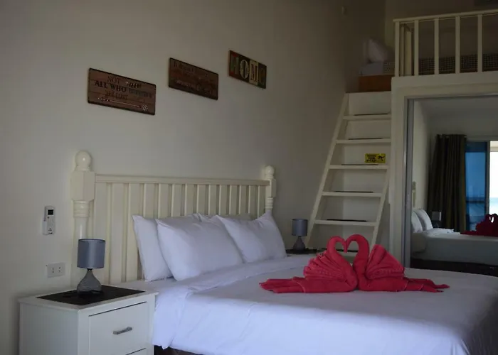 Resort The Beachhouse Cebu 3*